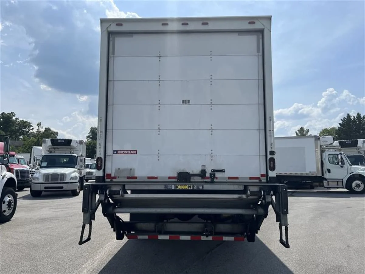 2020 Freightliner M2 106 in Beltsville, MD — photo 5