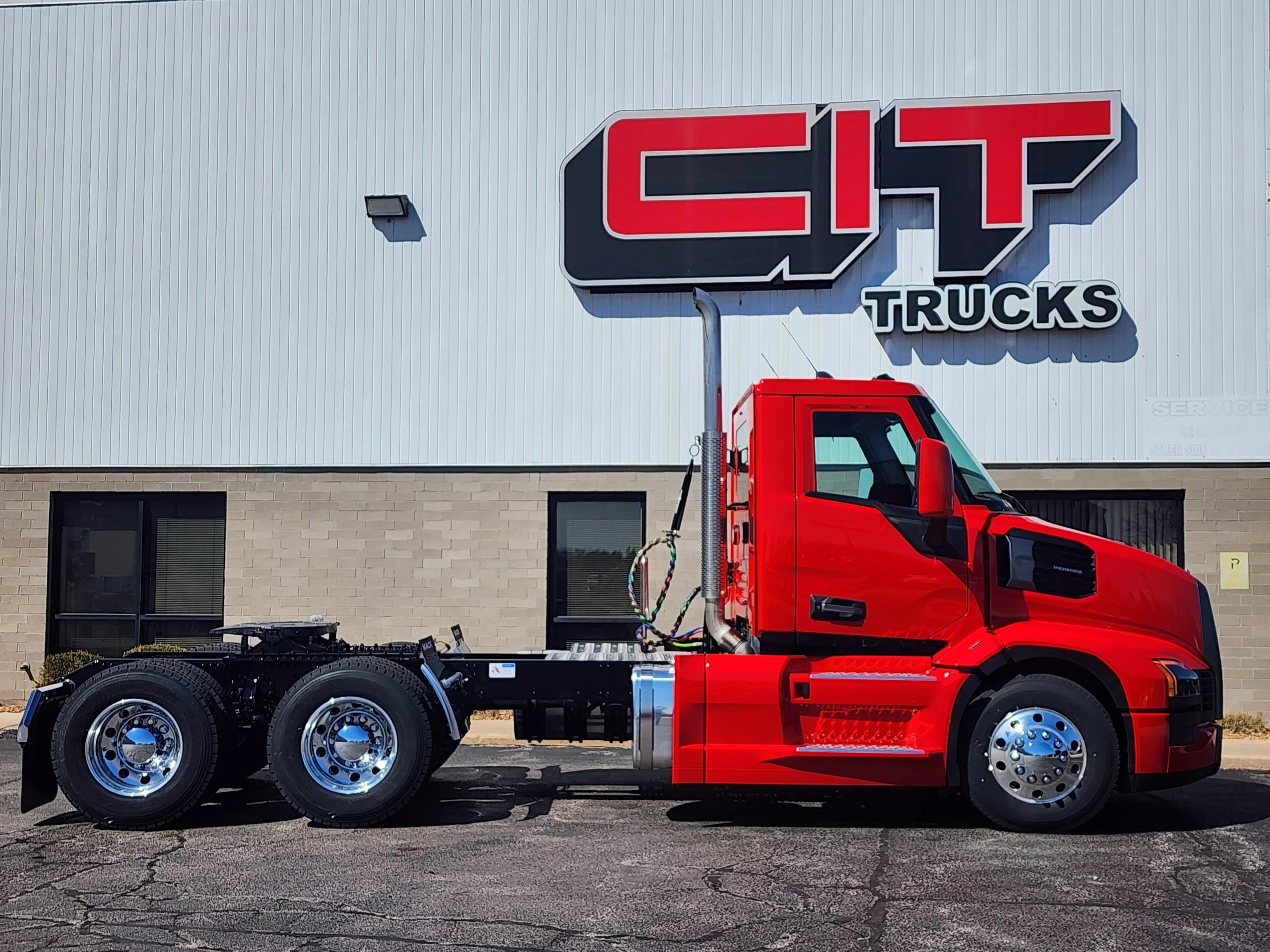 2027 Mack Pioneer - image 4