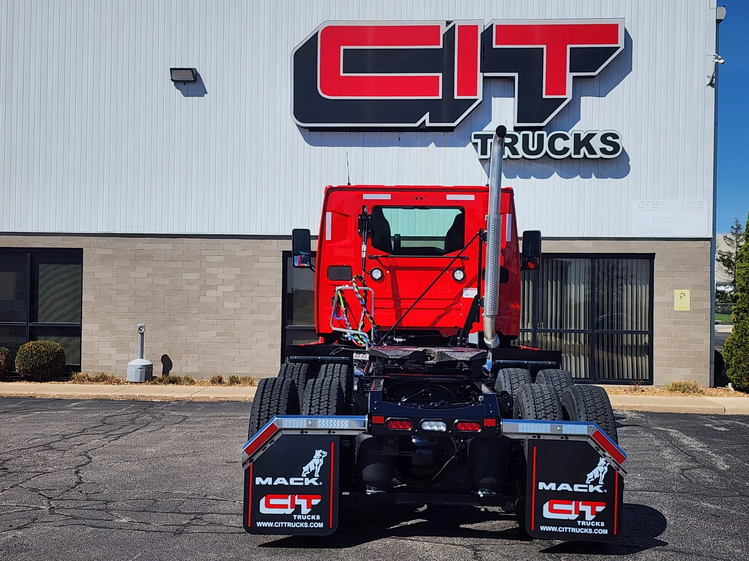 2027 Mack Pioneer in Rockford, IL — photo 6