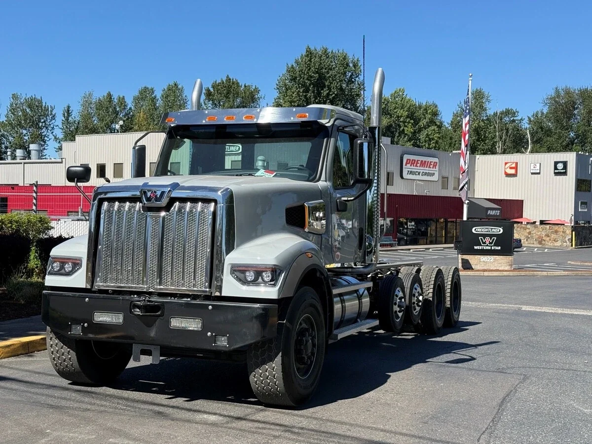 2027 Western Star 49X — photo 2