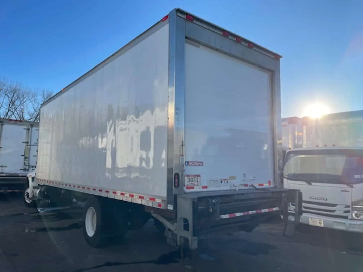 2019 International 4300 - image 6