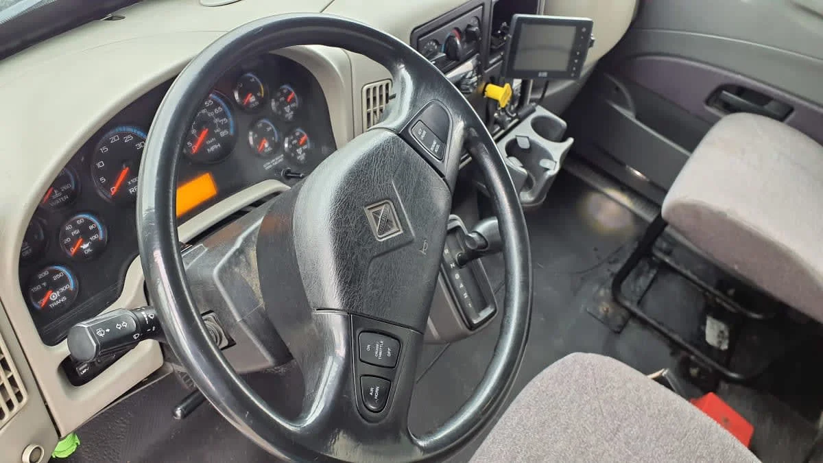 2019 International 4300 in Tacoma, WA — photo 7