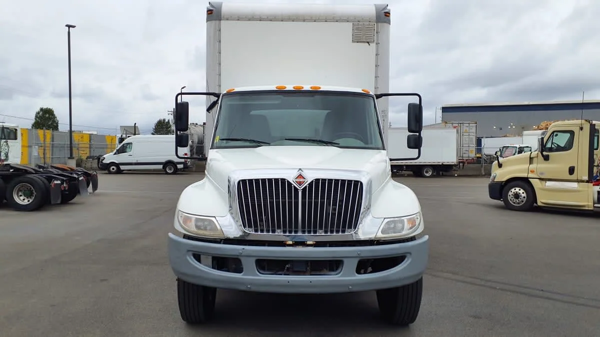 2019 International 4300 in Tacoma, WA — photo 2