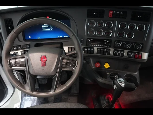 2027 Kenworth W990 in Augusta, GA — photo 2