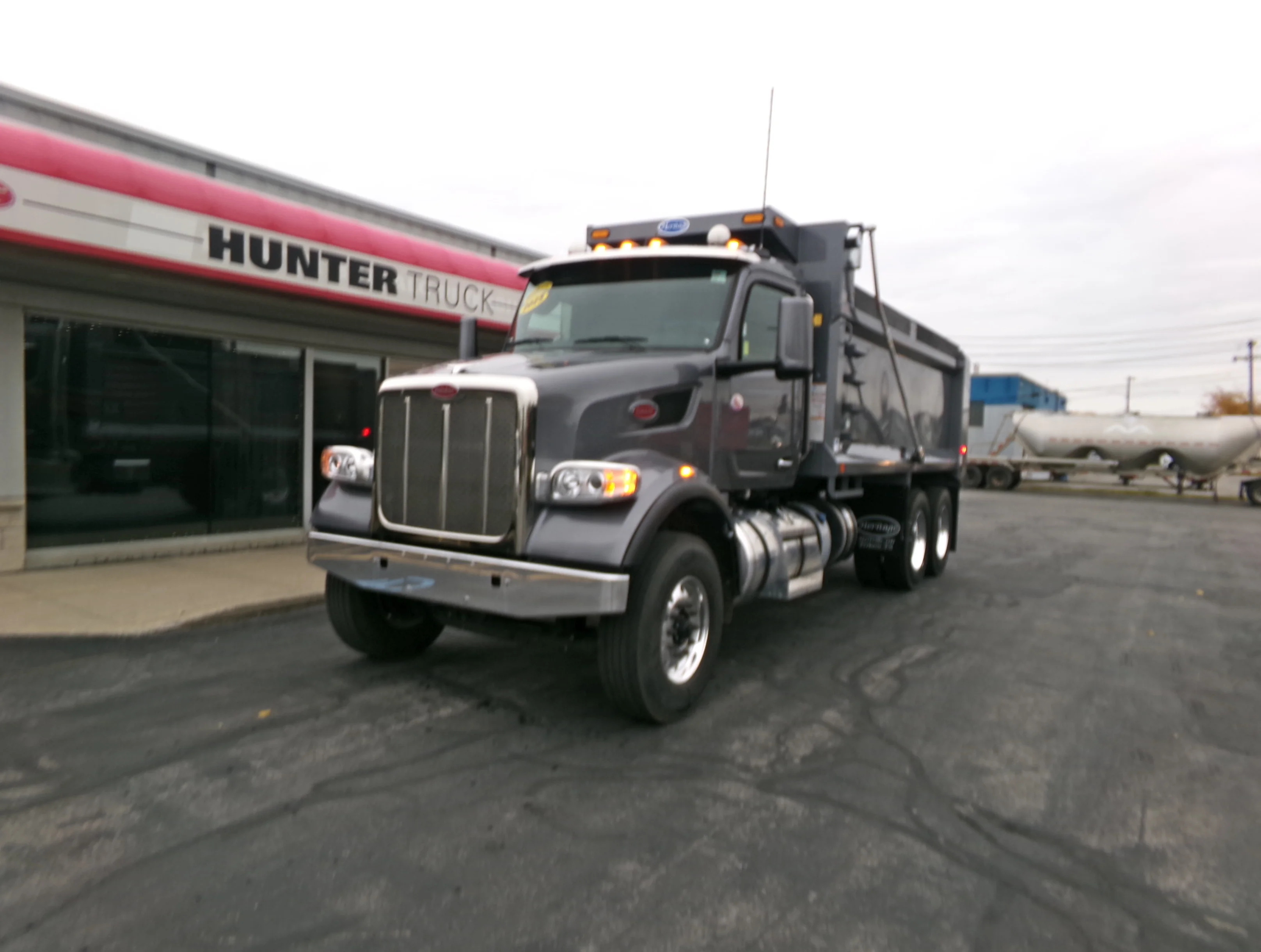 2025 Peterbilt 567 in BUFFALO, NY