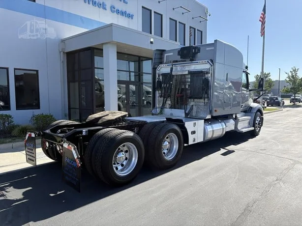 2024 Peterbilt 579 in Salt Lake City, UT — photo 11