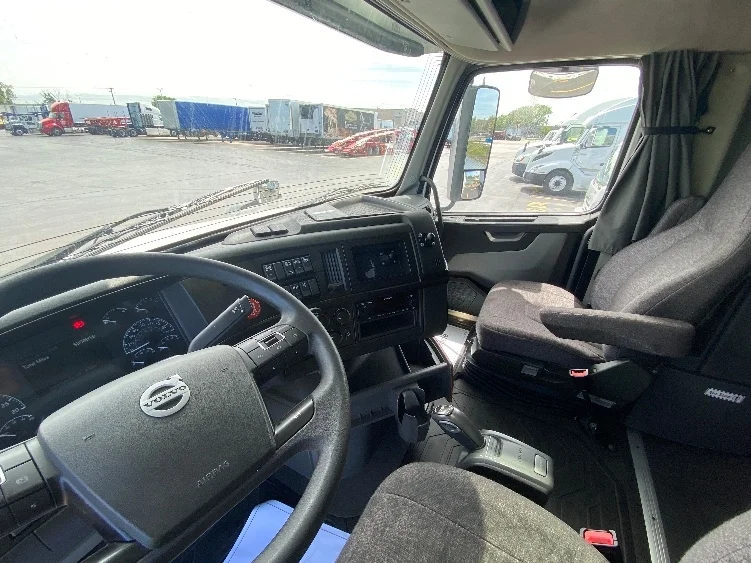 2022 Volvo in La Porte, IN — photo 10