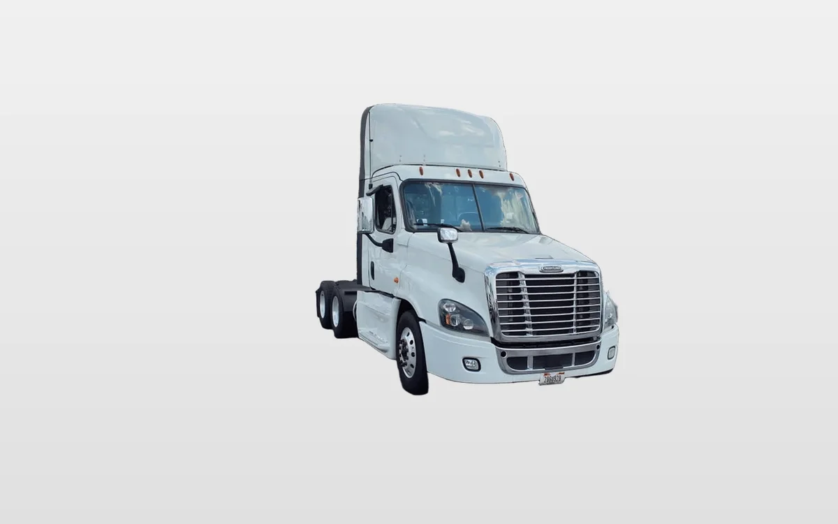 2019 Freightliner - image 1
