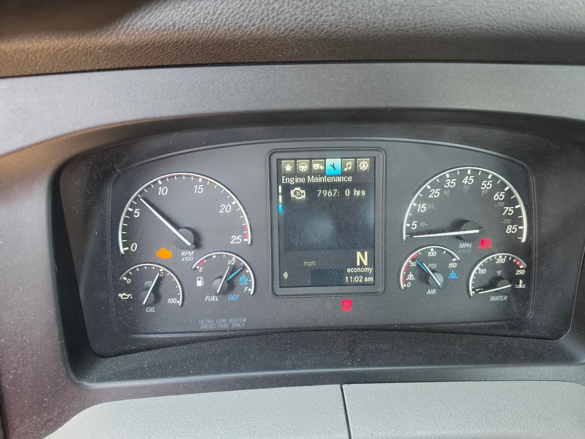 2022 Freightliner Cascadia in Fresno, CA — photo 7