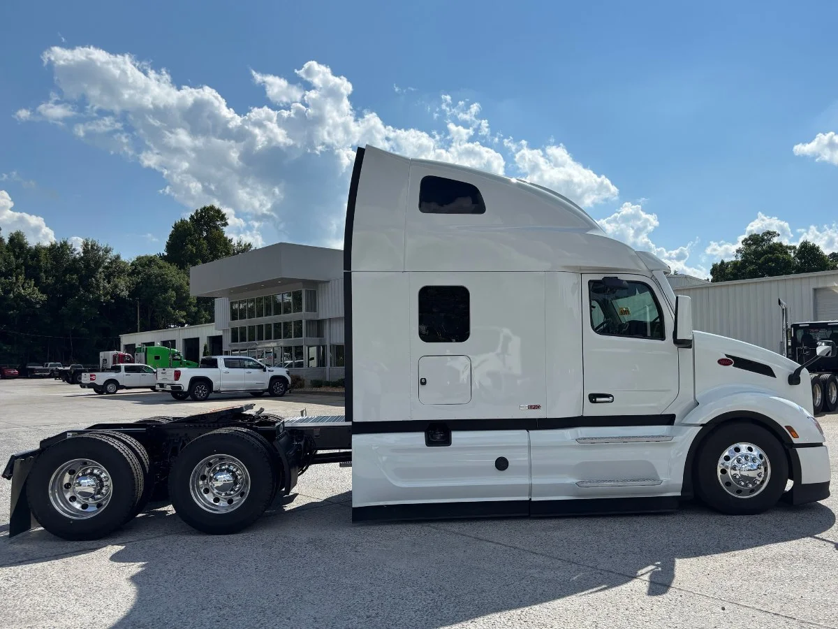 2027 Peterbilt 579 in Ringgold, GA — photo 8