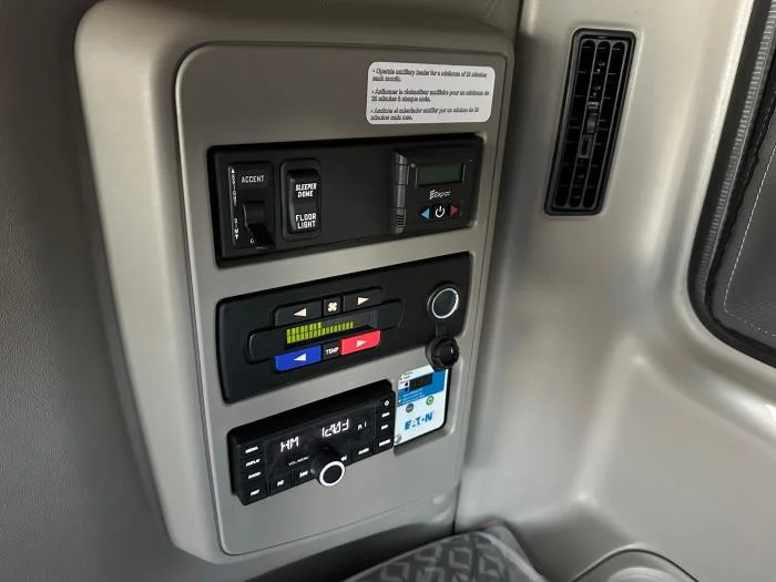 2026 International LT - image 15