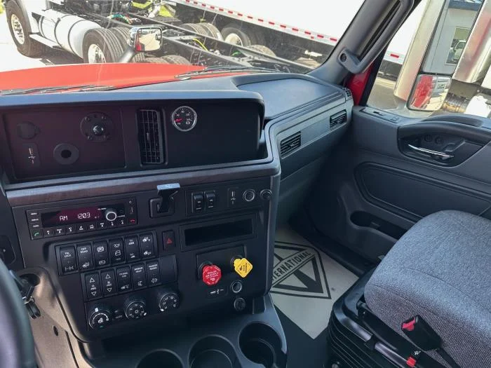 2026 International LT - image 11