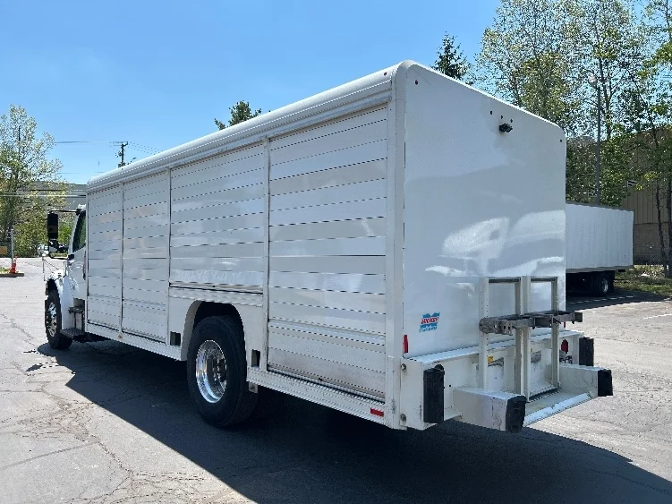 2019 Freightliner eM2 in Jessup, PA — photo 6