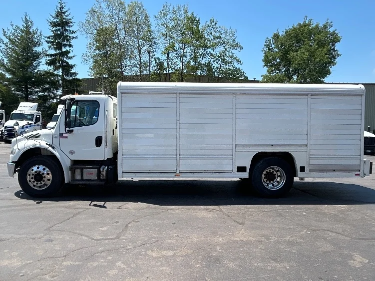 2019 Freightliner eM2 in Jessup, PA — photo 4