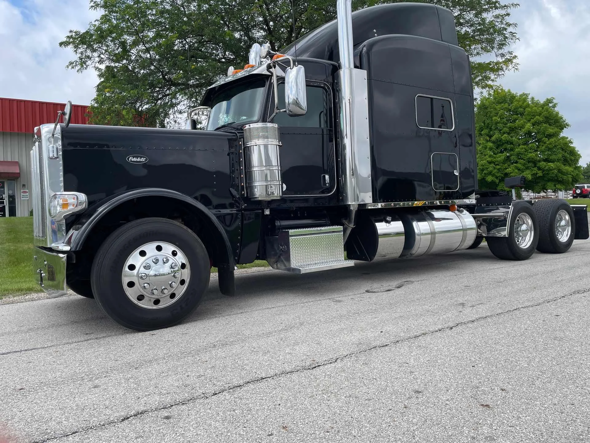 2022 Peterbilt 389 in Etna, OH