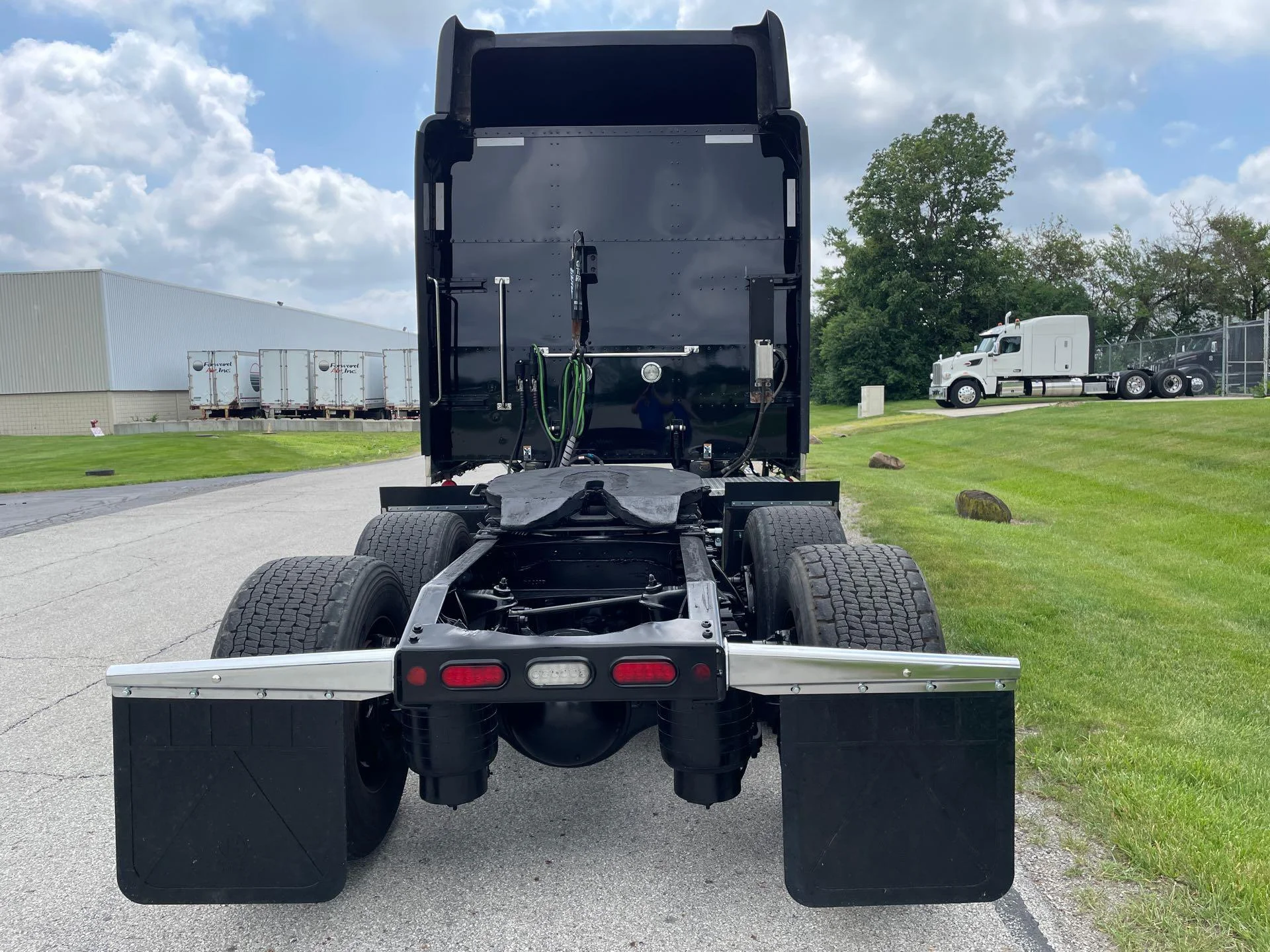 2022 Peterbilt 389 in Etna, OH — photo 4