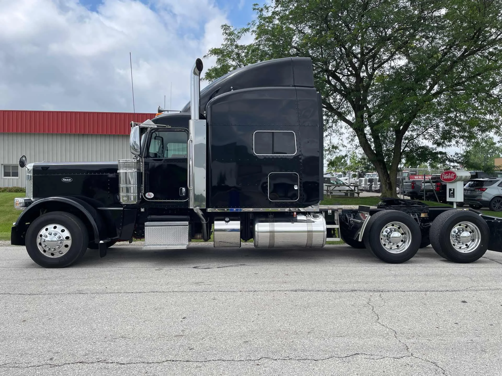 2022 Peterbilt 389 in Etna, OH — photo 5