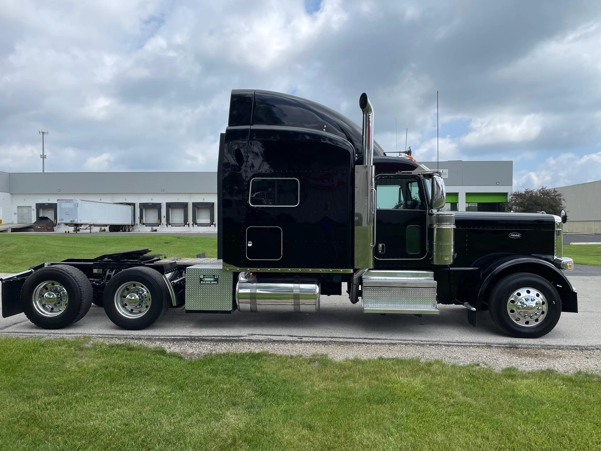 2022 Peterbilt 389 in Etna, OH — photo 3