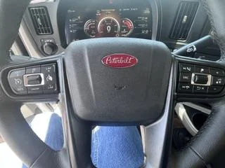2027 Peterbilt 589 — photo 15