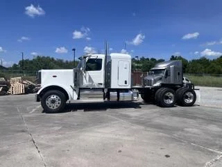 2027 Peterbilt 589 — photo 4