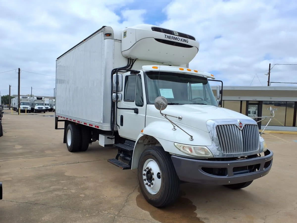 2019 International 4300 in Dallas, TX — photo 3
