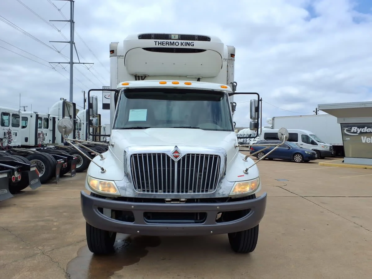 2019 International 4300 in Dallas, TX — photo 2