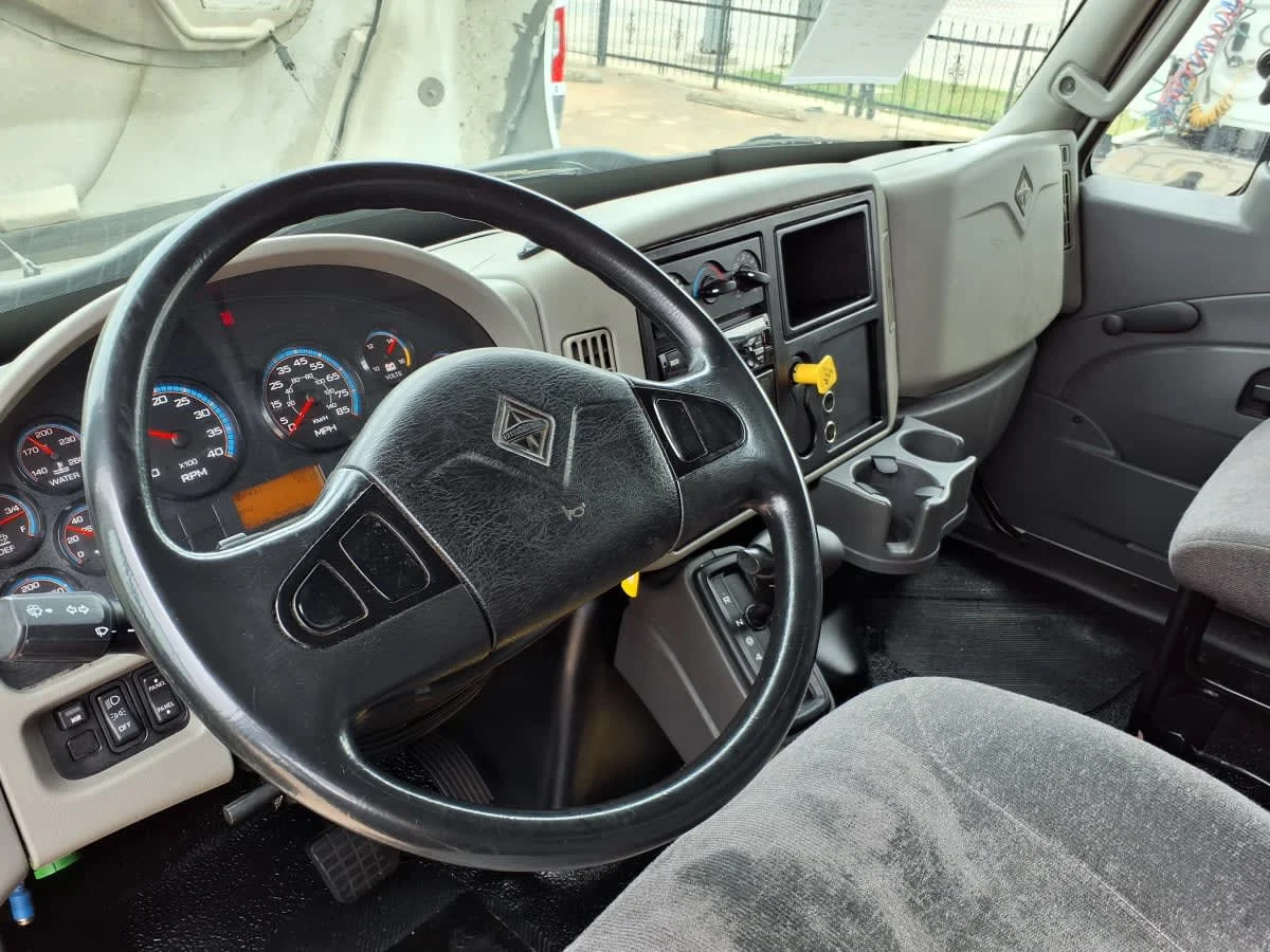 2019 International 4300 in Dallas, TX — photo 8