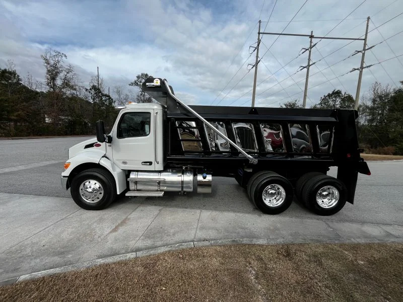 2025 Peterbilt 548 in Pooler, GA — photo 2