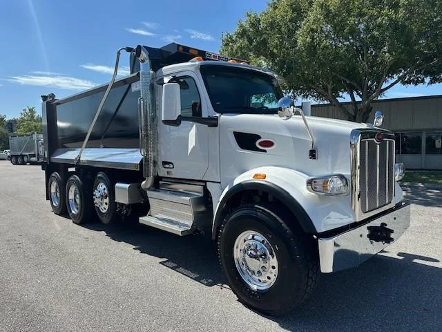 2027 Peterbilt 567 in Tampa, FL — photo 8