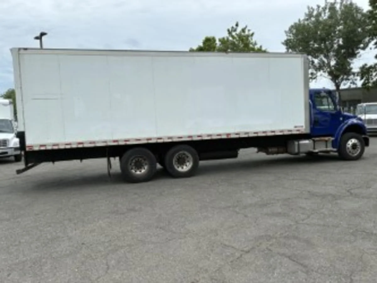 2020 Freightliner M2 106 in Newark, NJ — photo 7