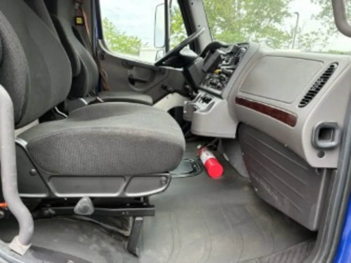 2020 Freightliner M2 106 in Newark, NJ — photo 11