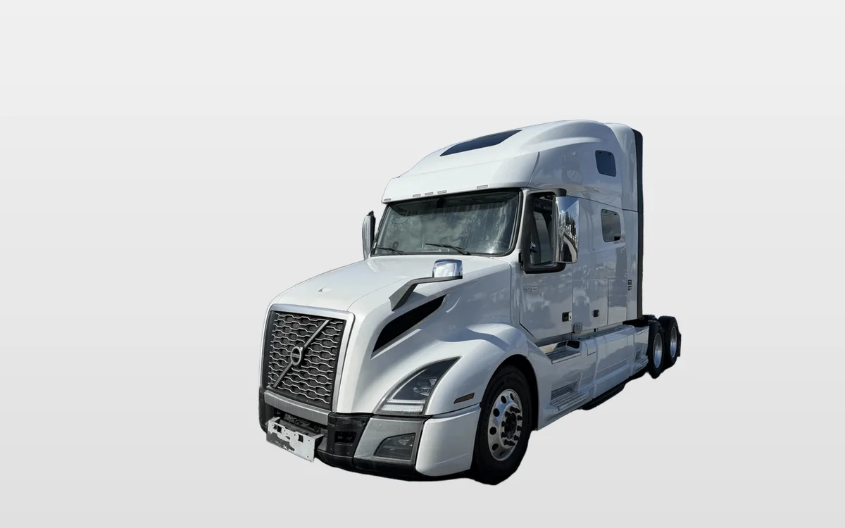 2023 Volvo - image 1