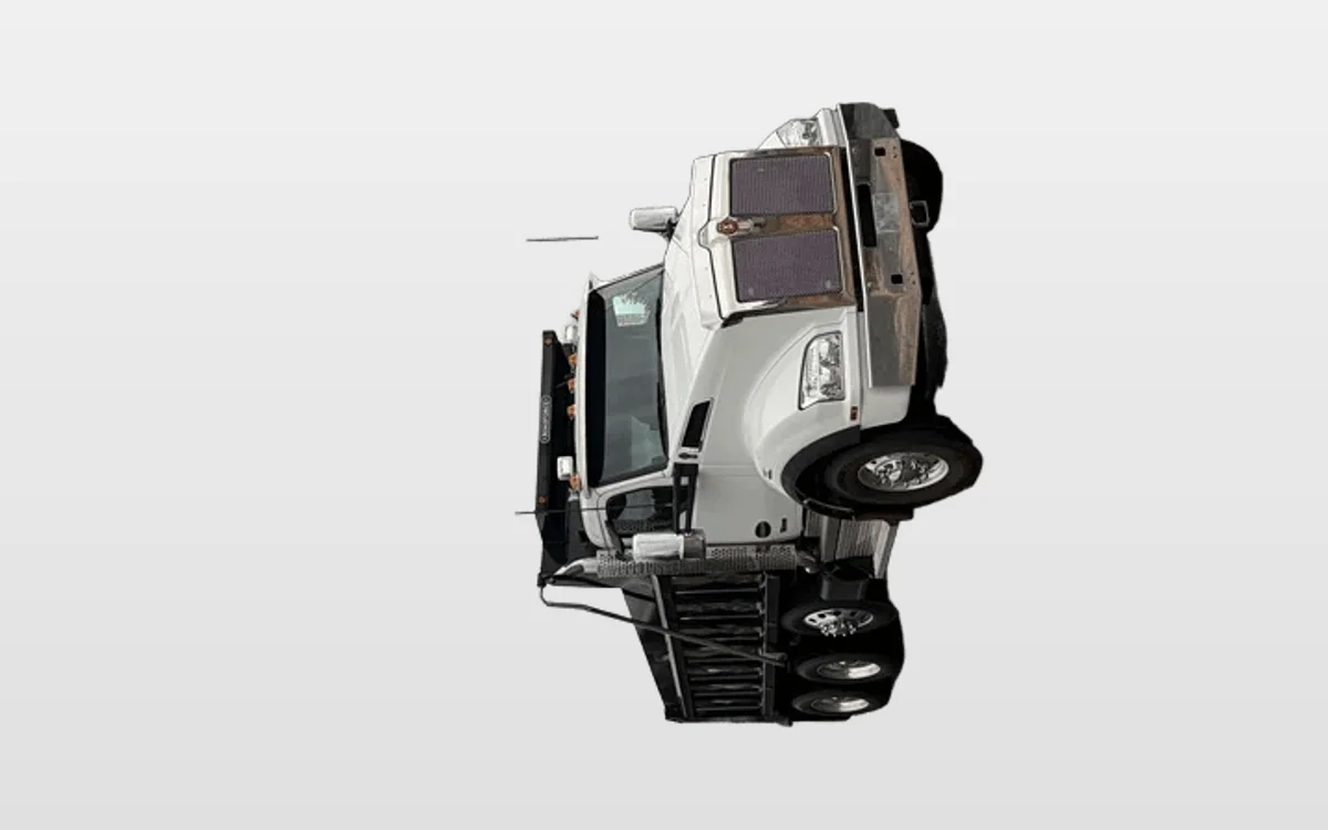 2026 Kenworth T880 - image 1