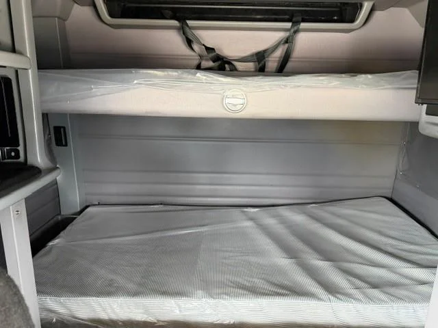 2022 Peterbilt 389 — photo 44
