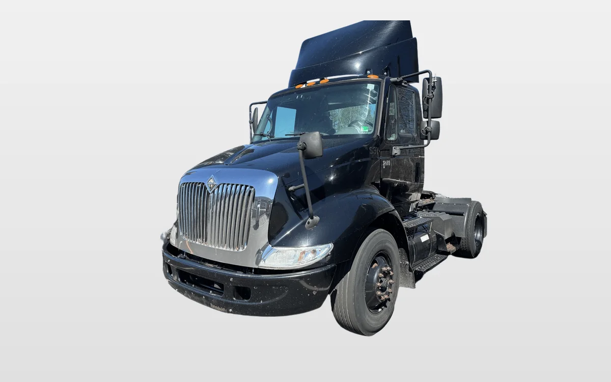 2007 International - image 1