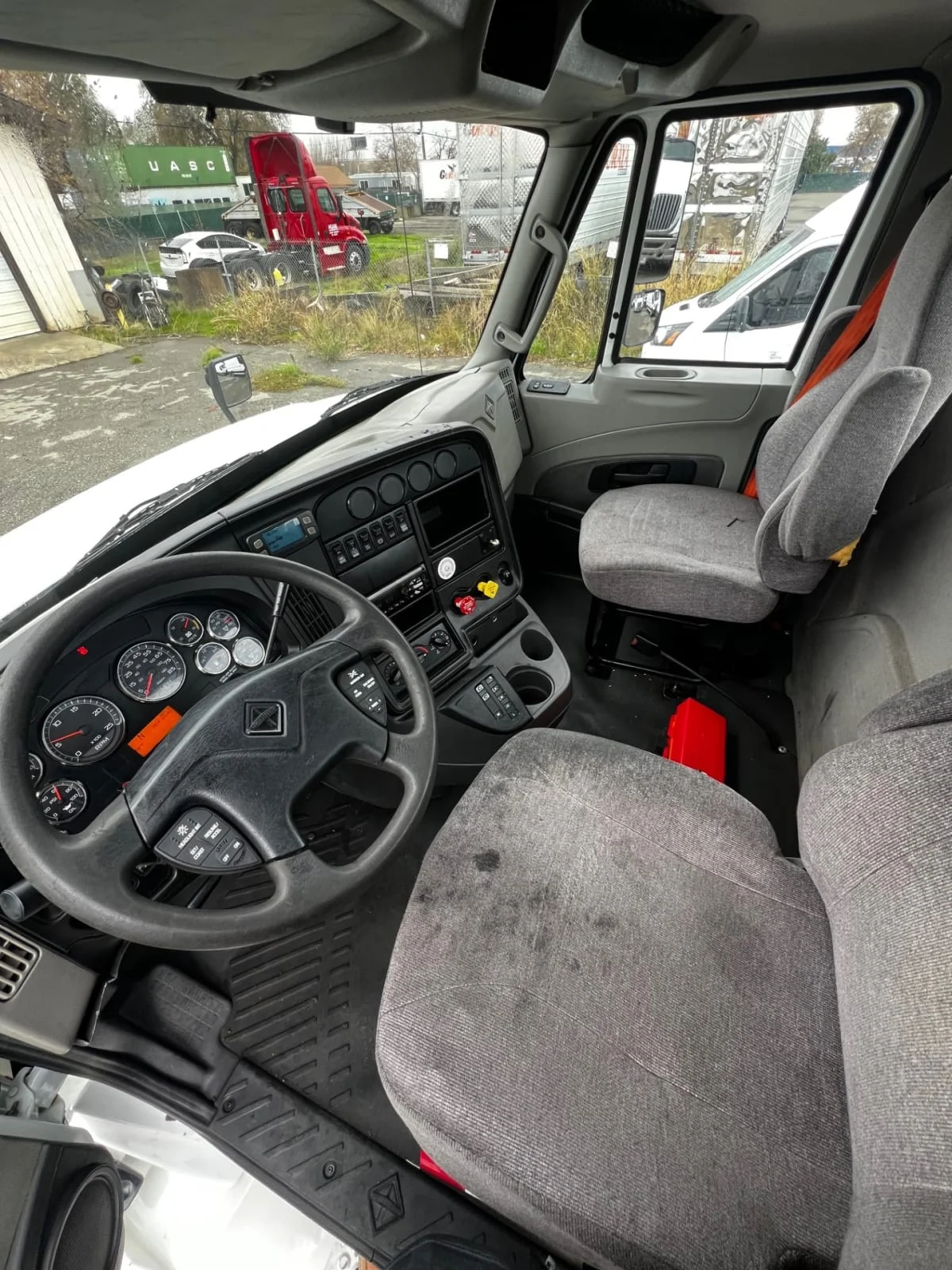 2018 International ProStar - image 7