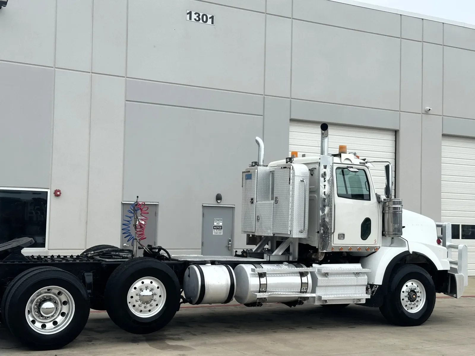 2012 Western Star 4900 in Hutchins, TX — photo 7