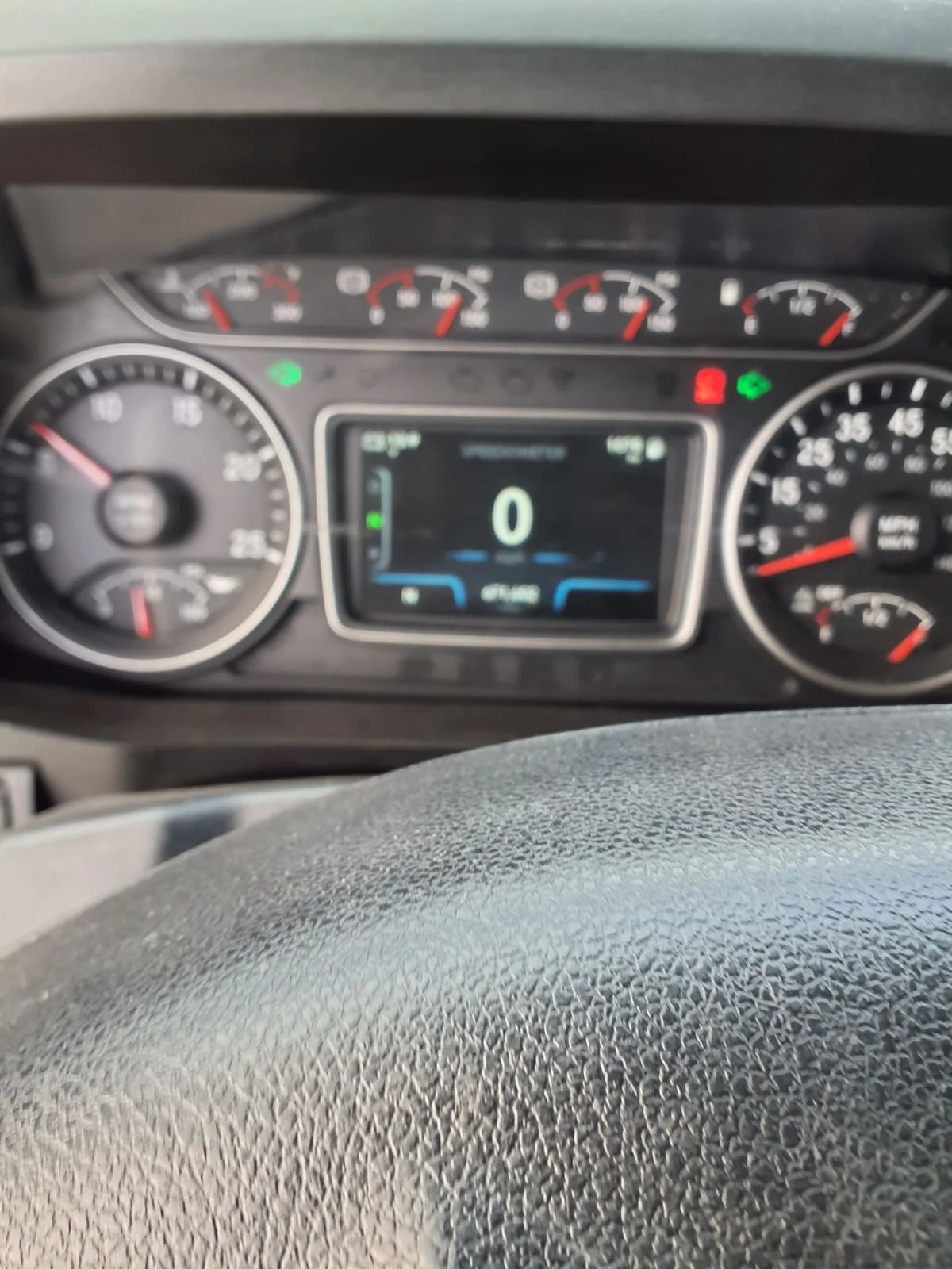 2020 International LT - image 10