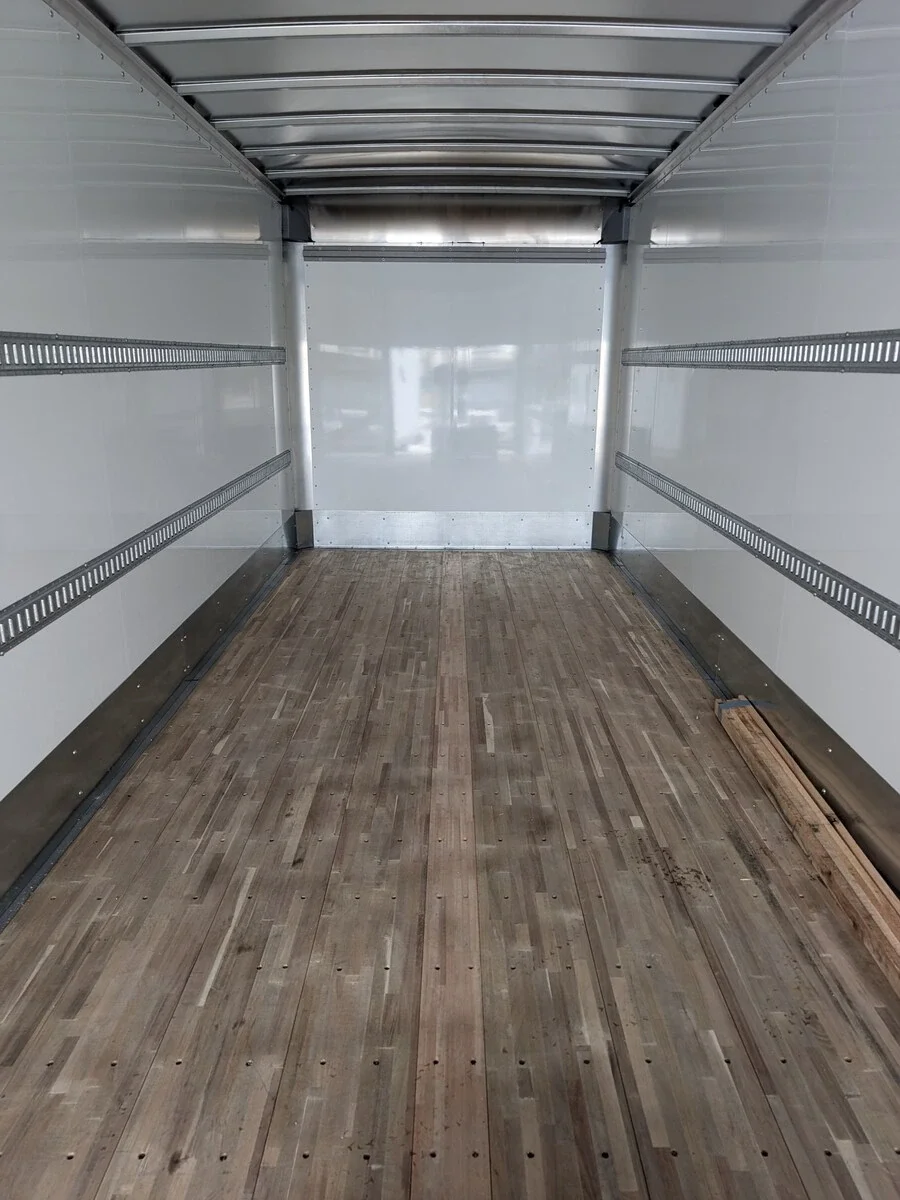 2025 International MV - image 4