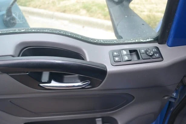 2023 International LT in Location: Springfield, OH — photo 7