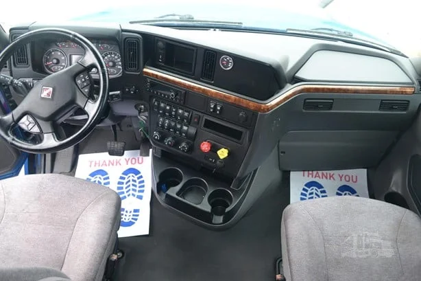 2023 International LT in Location: Springfield, OH — photo 10