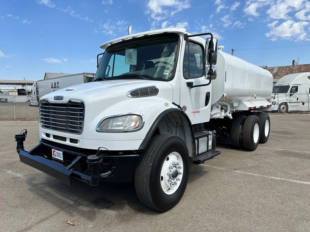 2017 Freightliner eM2
