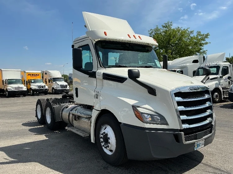 2019 Freightliner Cascadia in La Porte, IN