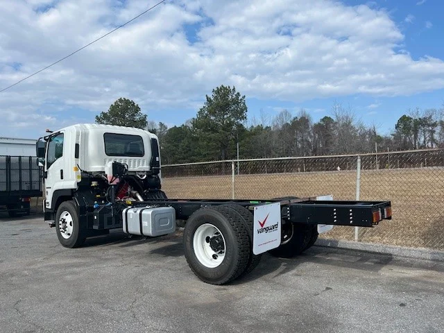 2025 Isuzu FVR in Hickory, NC — photo 2