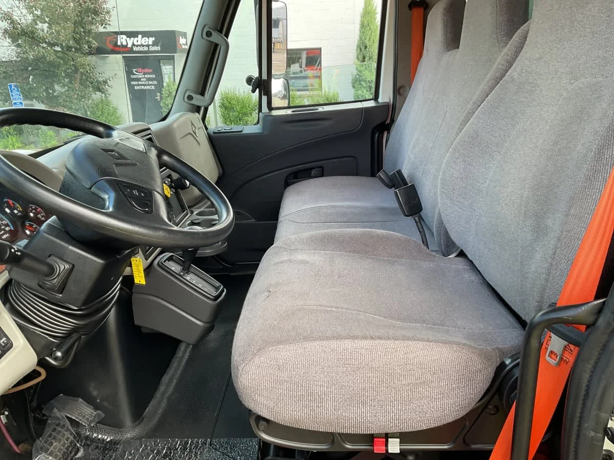 2018 International 4300 in Minneapolis, MN — photo 8