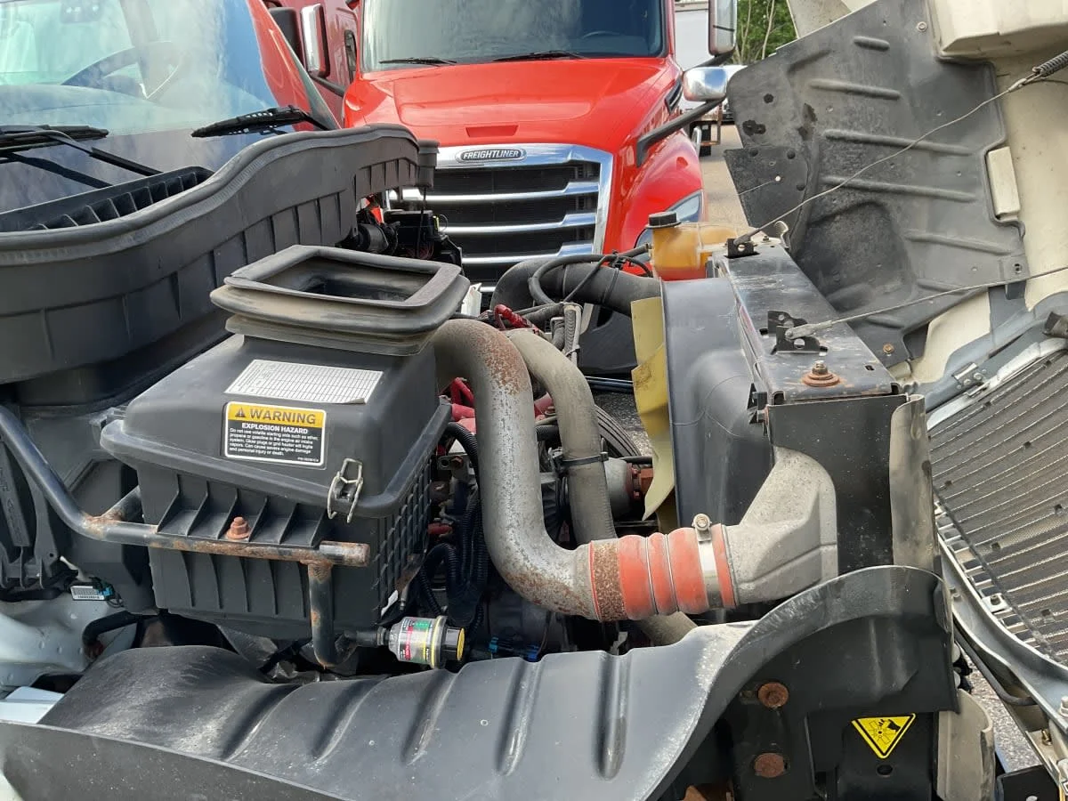 2018 International 4300 in Minneapolis, MN — photo 11