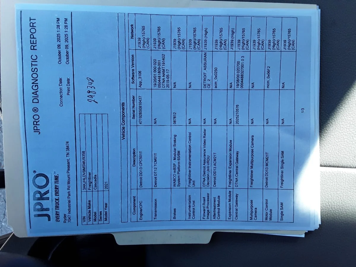 2021 Freightliner Cascadia in La Vergne, TN — photo 10