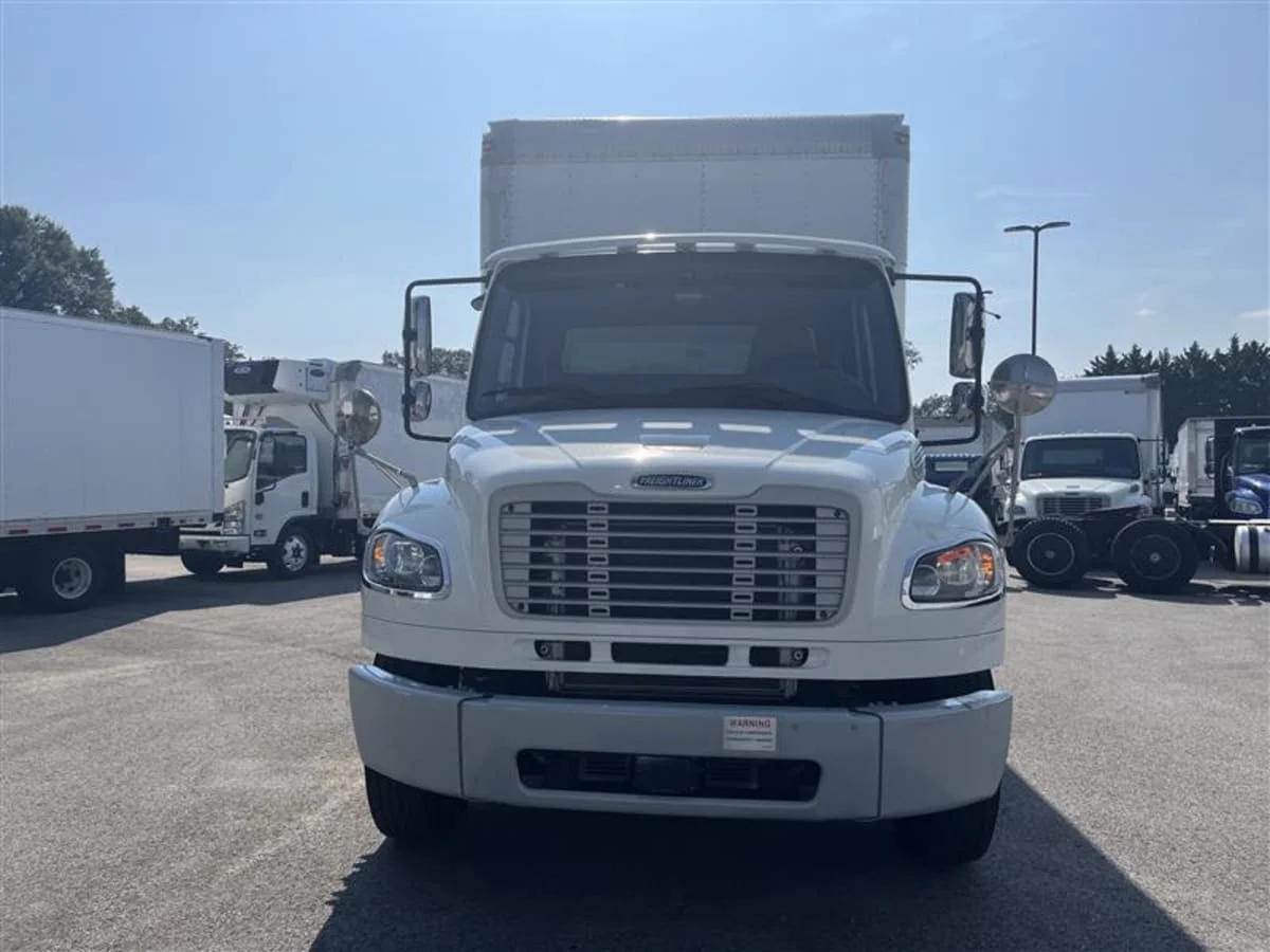 2019 Freightliner M2 106 - image 2
