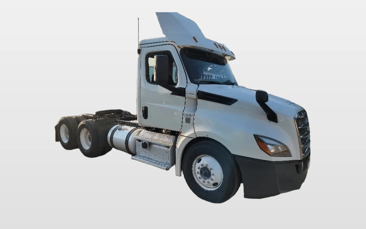 2019 Freightliner - image 1