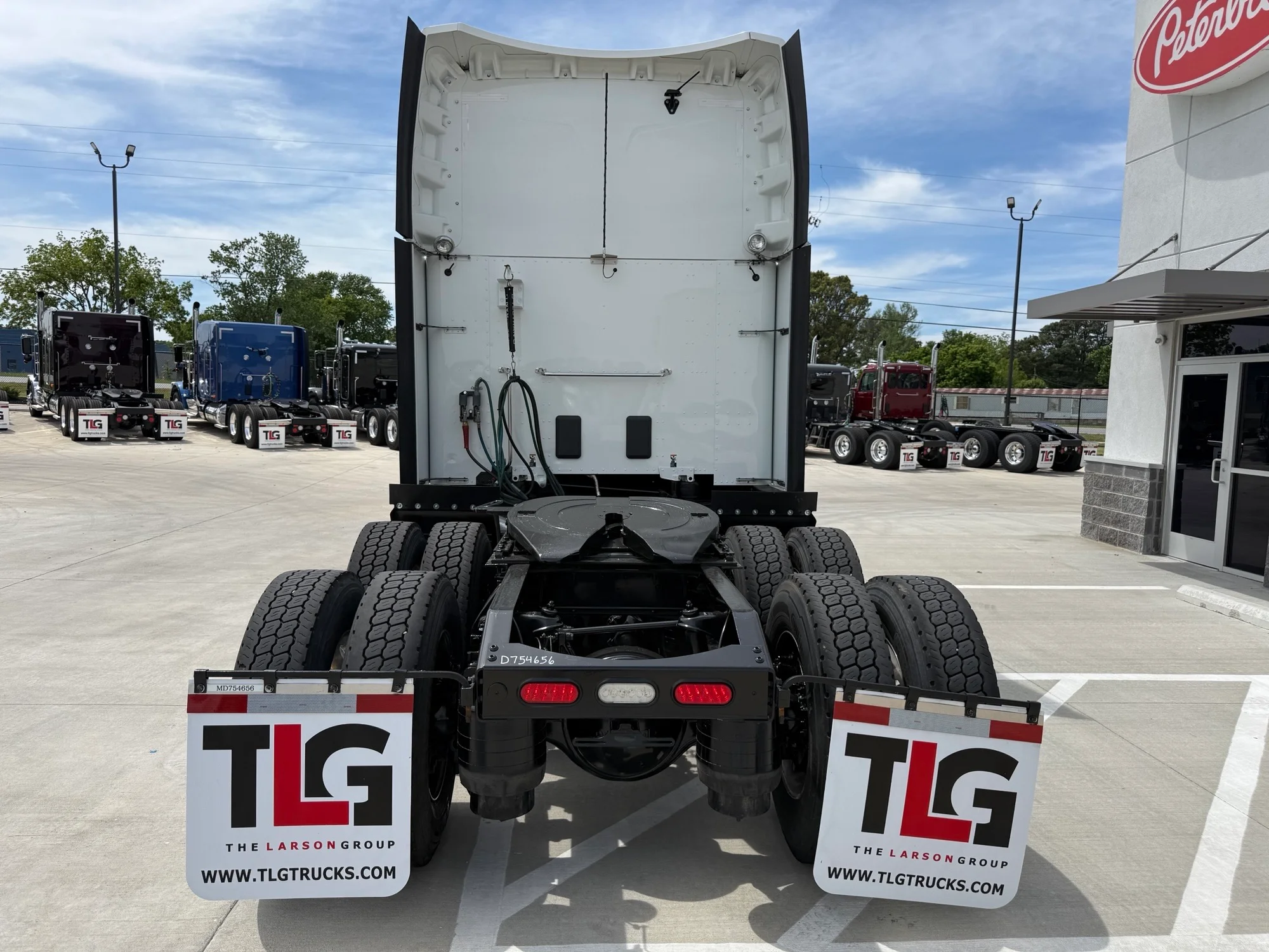 2021 Peterbilt 579 in Lowell, AR — photo 4